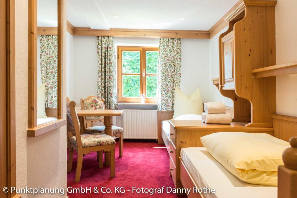Alter Wirt Hotel Hechendorf am Pilsensee Luaran gambar