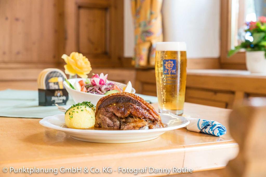 Alter Wirt Hotel Hechendorf am Pilsensee Luaran gambar